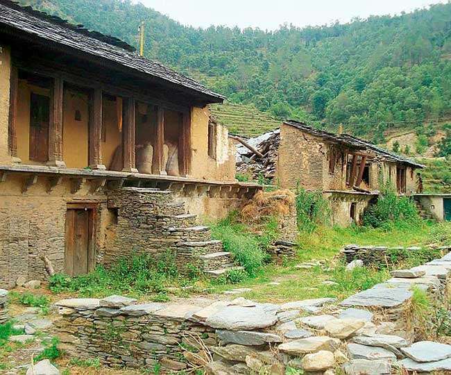 विकास की मृगतृष्णा में उलझा पहाड़-सपनों के राज्य की हकीकत अब भी अधूरी–डाॅ.राजेन्द्र कुकसाल