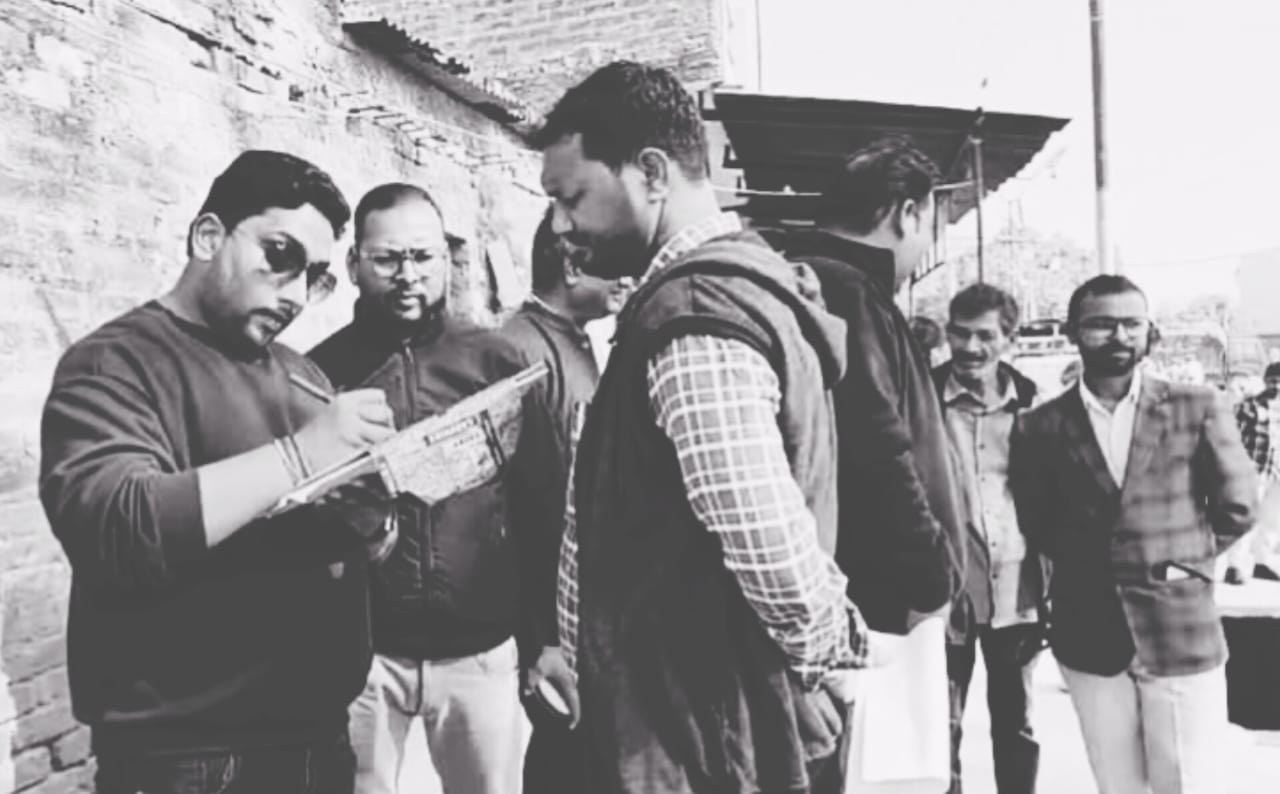 नहर की पटरी से 26 लोगो को चिन्हित कर,15 दिन में अतिक्रमण हटाने के दिए नोटिस