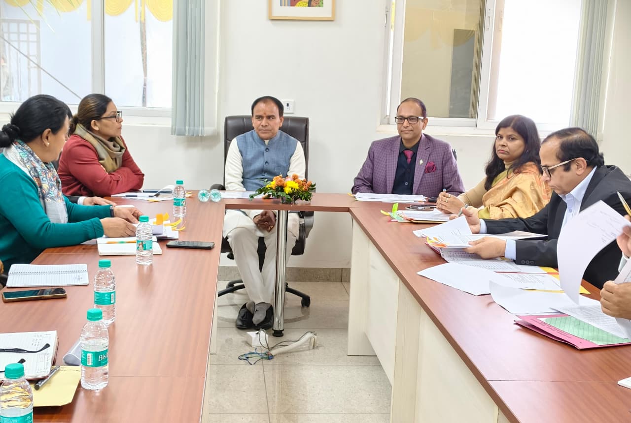 यूजीसी मानकों के अनुरूप बनेगा एससीईआरटी ढांचा–डॉ.धन सिंह रावत