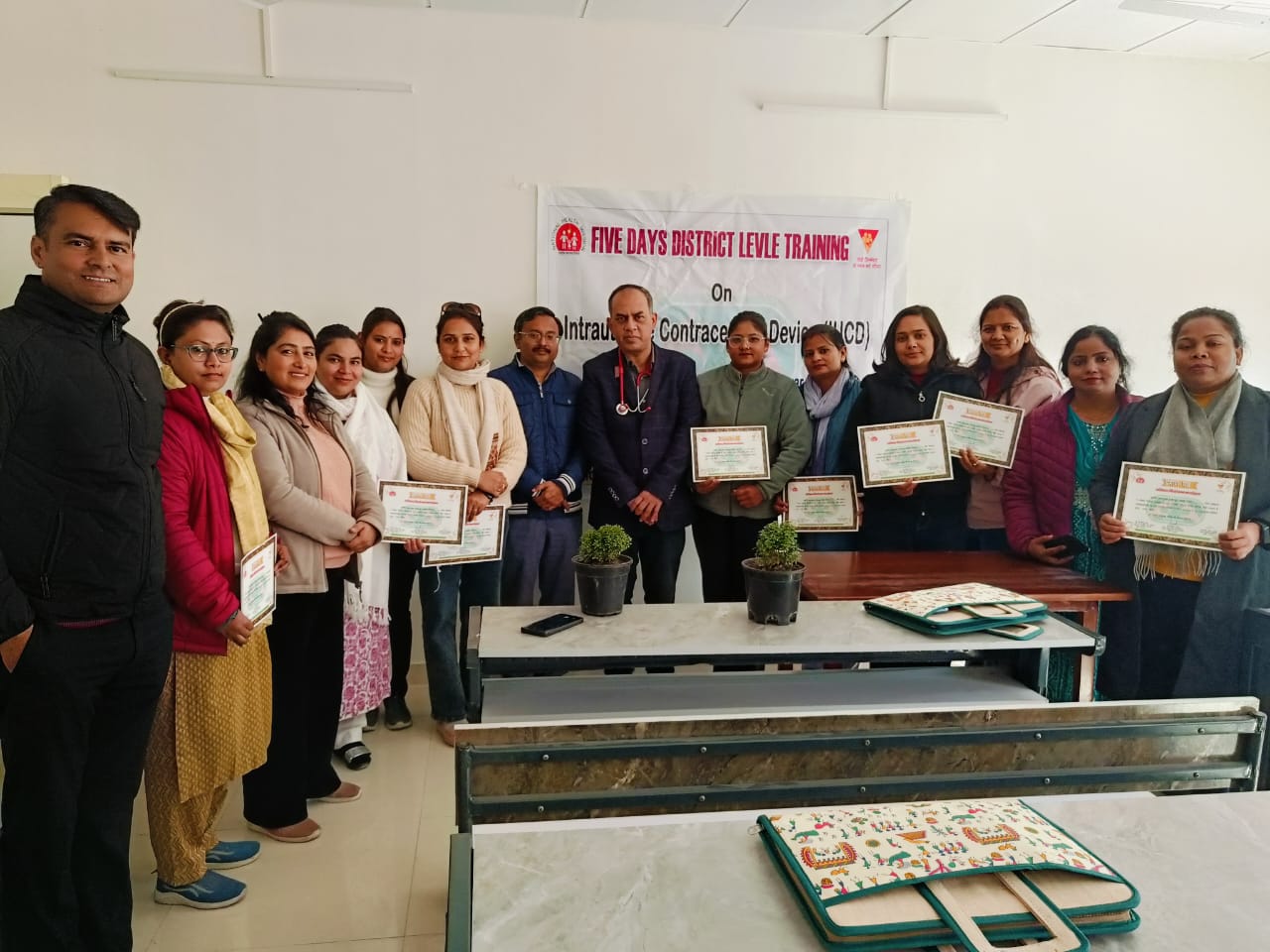 परिवार नियोजन को सशक्त बनाने की दिशा में अहम कदम-राजकीय मेडिकल कॉलेज श्रीनगर में आईयूसीडी प्रशिक्षण का पांच दिवसीय कार्यक्रम संपन्न
