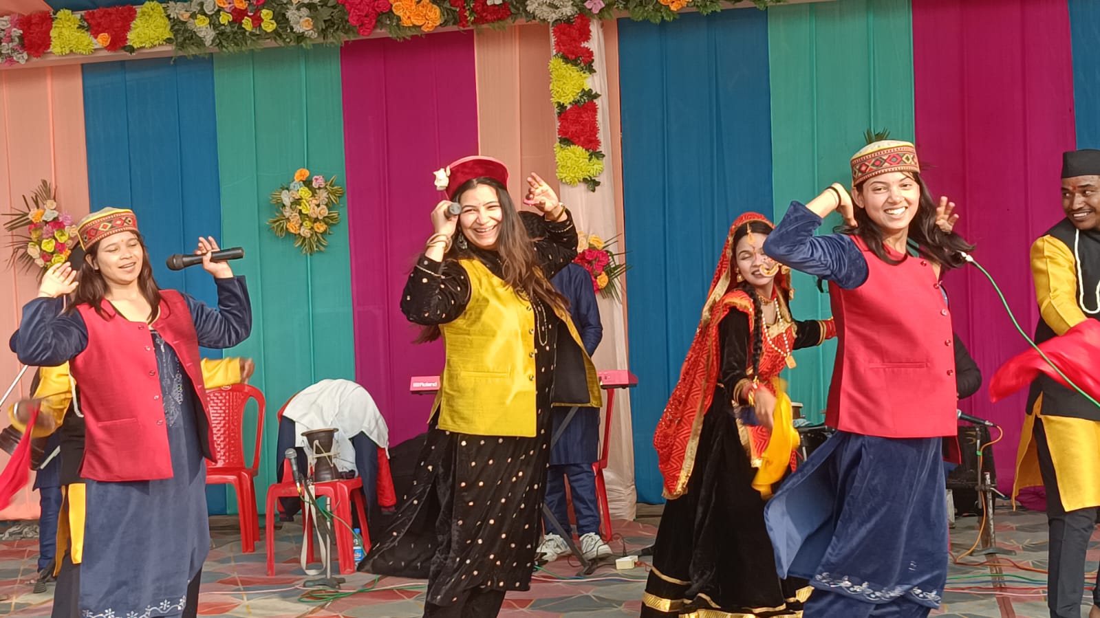 सितारगंज में रंगारंग प्रस्तुतियों के साथ तीन दिवसीय उत्तरायणी मेले का समापन।