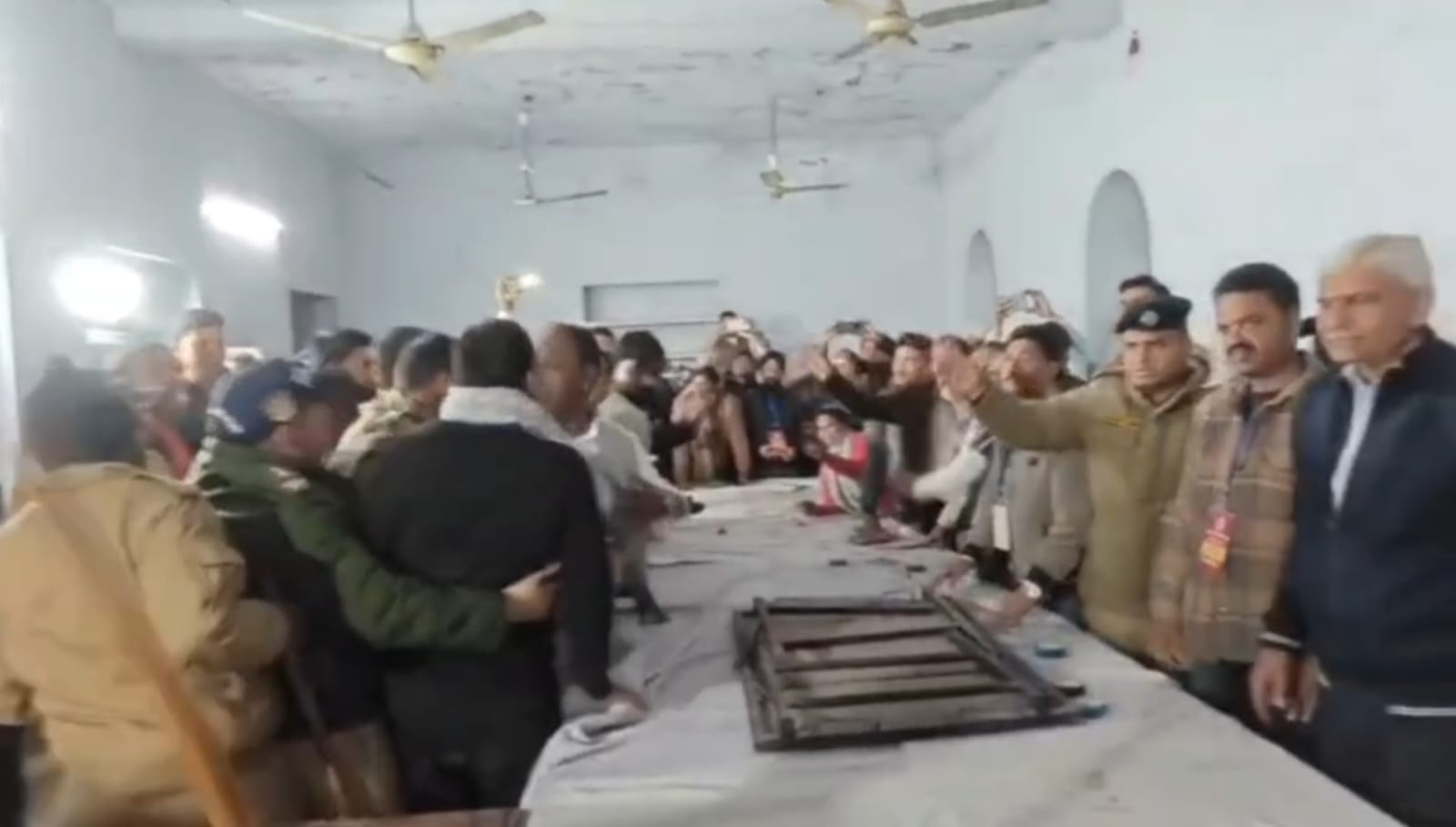 खटीमा में उद्योग व्यापार मंडल चुनाव की मतगणना के दौरान हंगामा