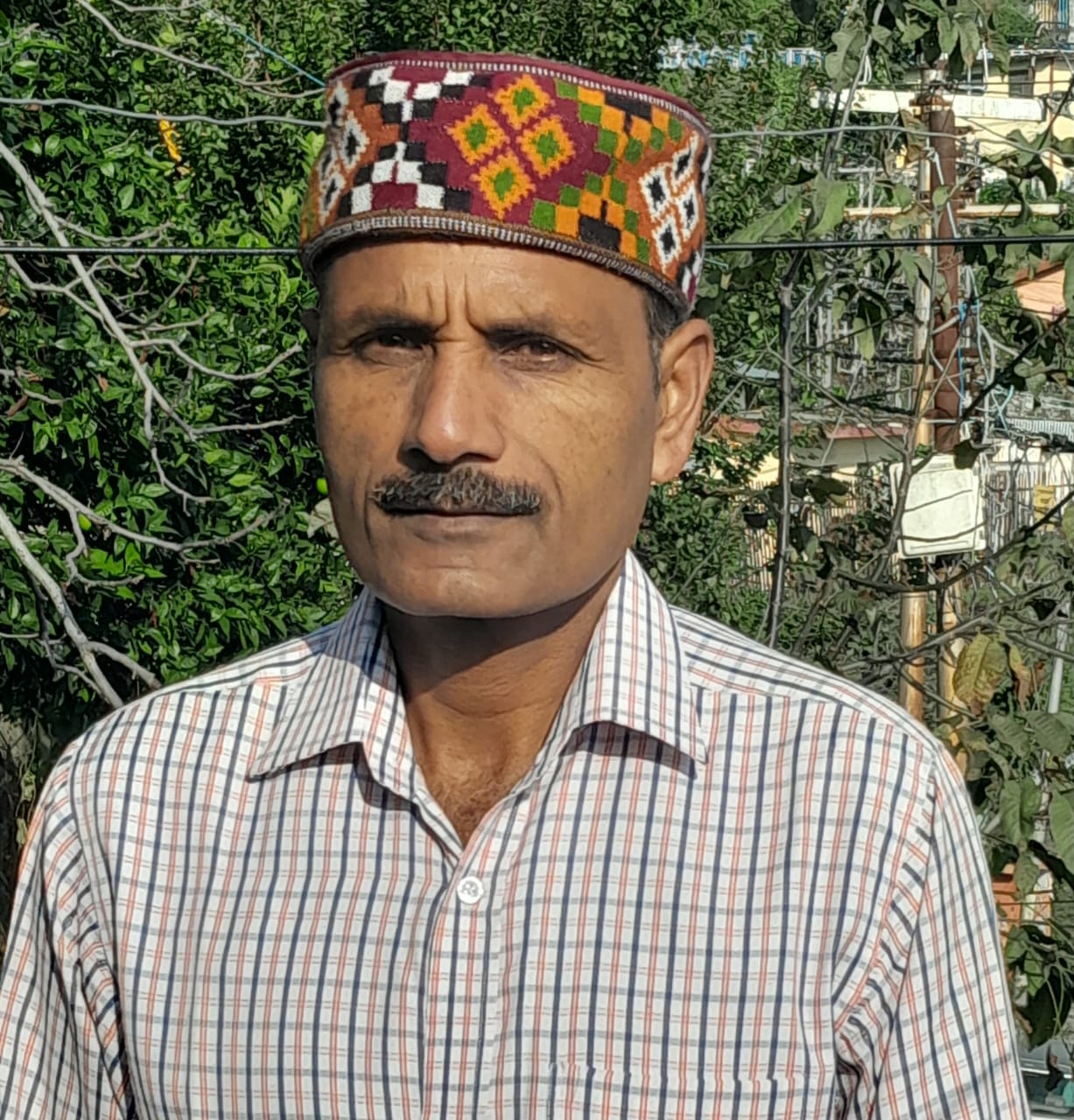 शिक्षा का बदलता स्वरूप-वैदिक संस्कारों से आधुनिक तकनीक तक,समाज के आईने में शिक्षा की तस्वीर