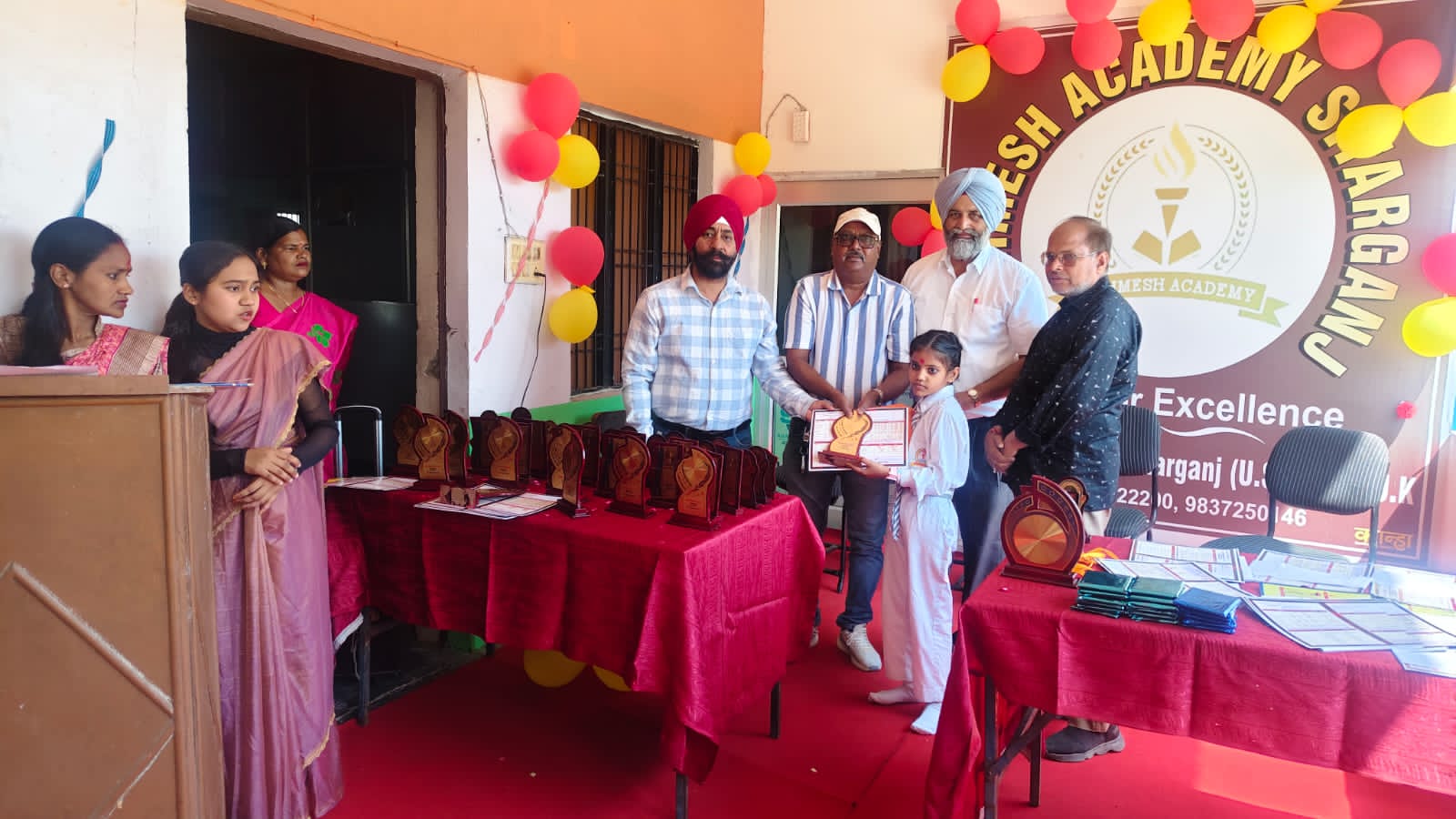 दशमेश एकेडमी के मेधावी छात्रों ने रचा नया इतिहास, शानदार परीक्षा परिणाम से गूंजा सितारगंज।