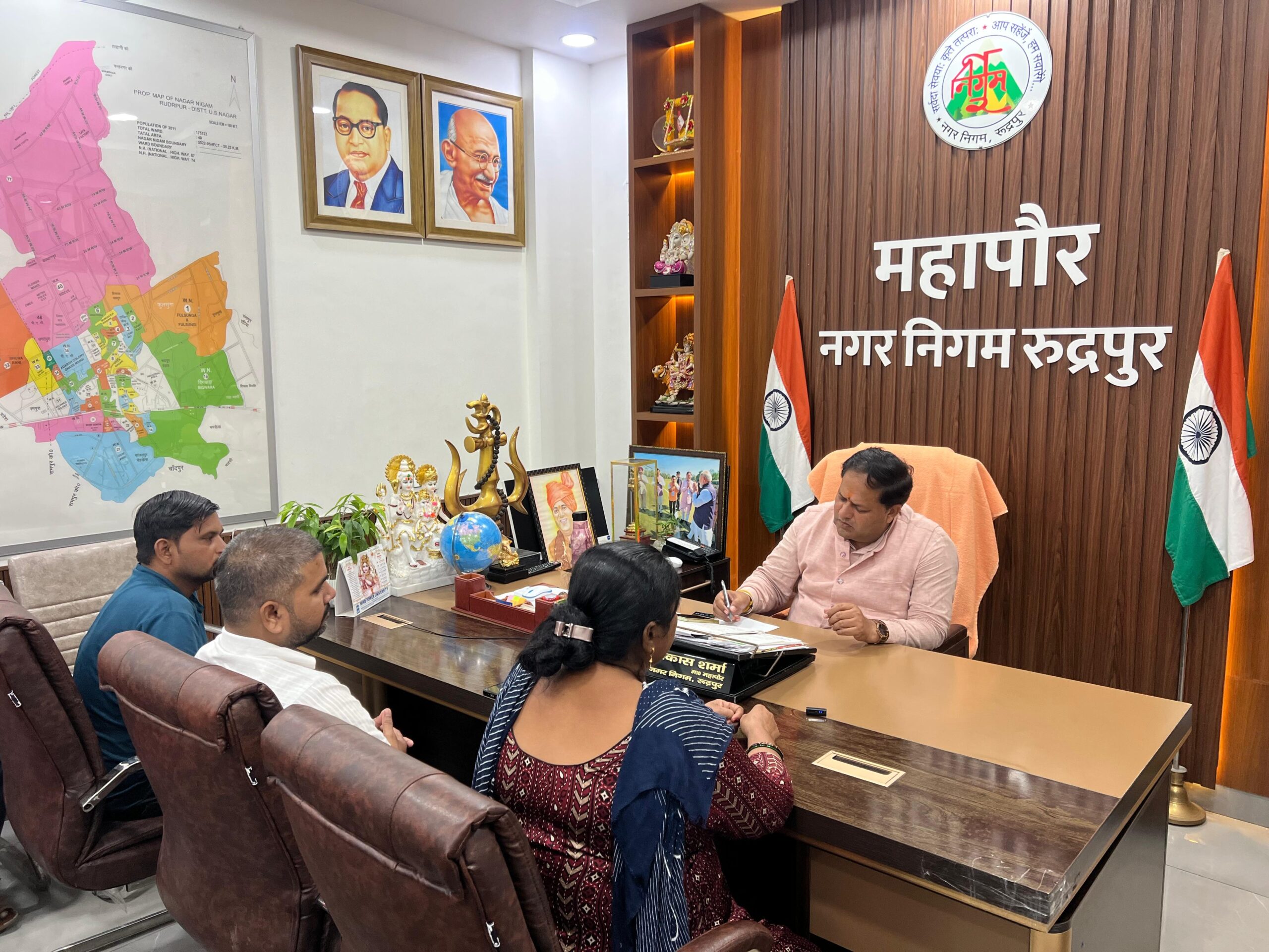 लव जिहादी को पाताल से भी खोजकर लाएंगे, जरूरत पड़ी तो चलेगा धामी का बुलडोजरः विकास शर्मा