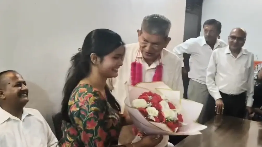 सितारगंज में पूर्व सीएम हरीश रावत की हुंकार, बदलाव का दिया सन्देश