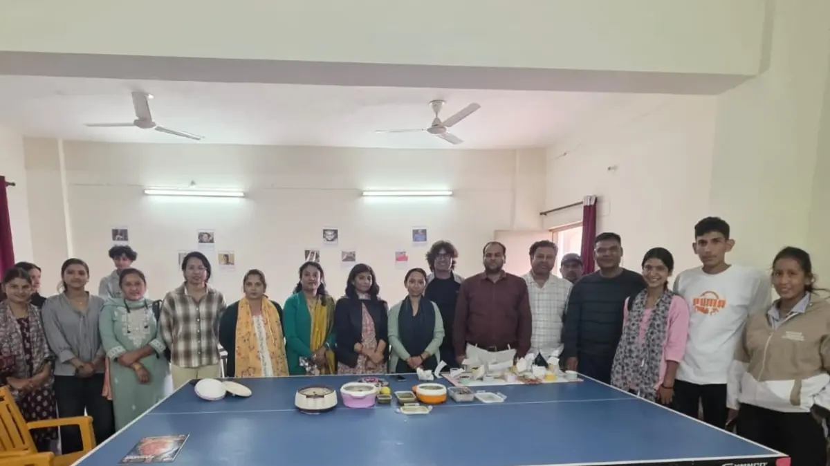 स्वतंत्रता संग्राम सेनानी आलम सिंह फरस्वाण राजकीय महाविद्यालय तलवाड़ी-थराली में बुधवार को हर्षोल्लास के साथ गढ़भोज का आयोजन किया गया
