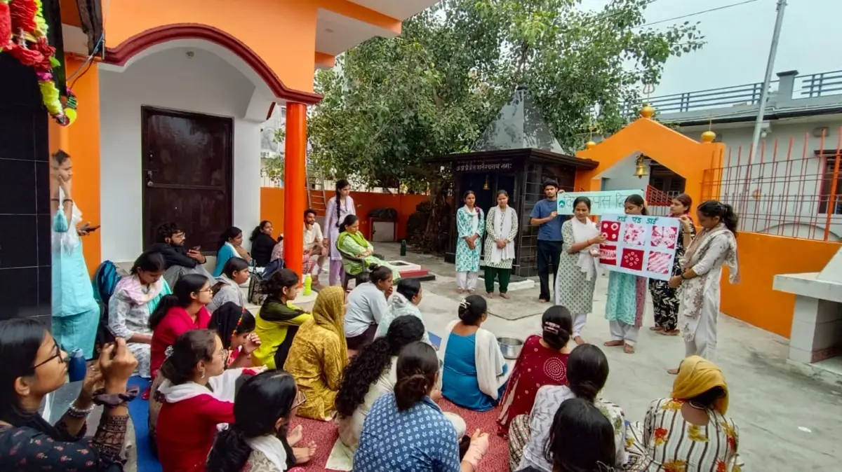 विश्व कपास दिवस पर बंधेज कला प्रशिक्षण कार्यक्रम आयोजित