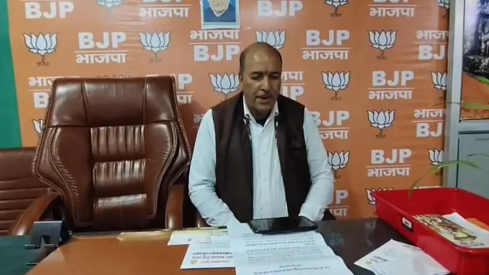 राहुल गांधी के द्वारा अजीत डोभाल के लिए दिए गए बयान पर पूर्व सैनिक ने जताई गहरी नाराजगी।