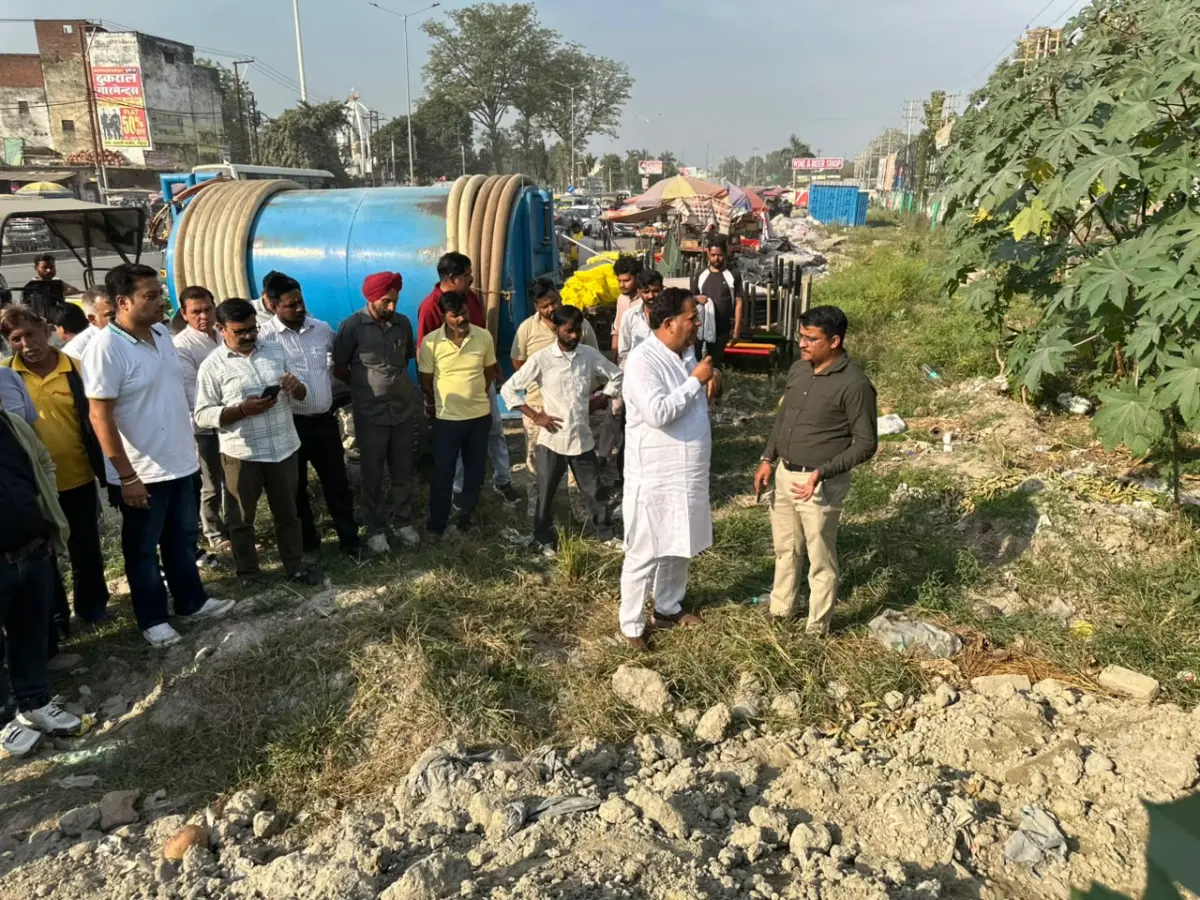 दीपावली पर बाजार में नहीं लगेगा जाम, पार्किंग के लिए सड़क किनारे बनेगी व्यवस्था: महापौर